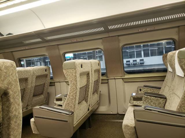 元グリーン車！500系山陽新幹線こだまの指定席車両（６号車）41832.jpg