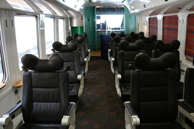 Jr九州 特急 青いソニック 8系 グリーン車の座席表 座席配置図 とグリーン車シートの特徴