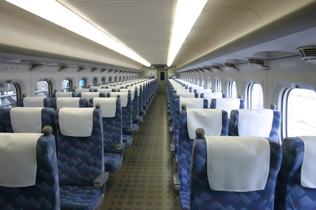 IMG_JR東海道・山陽新幹線のぞみ号700系の普通車座席
